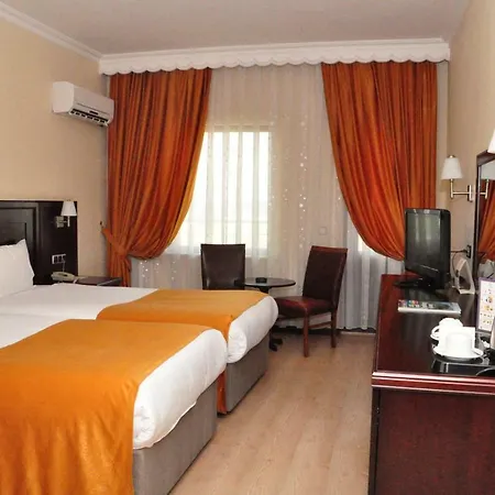 מלון Eser Diamond & Convention Center Istanbul סיליברי