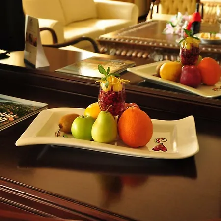 ホテル Eser Diamond & Convention Center Istanbul 5*